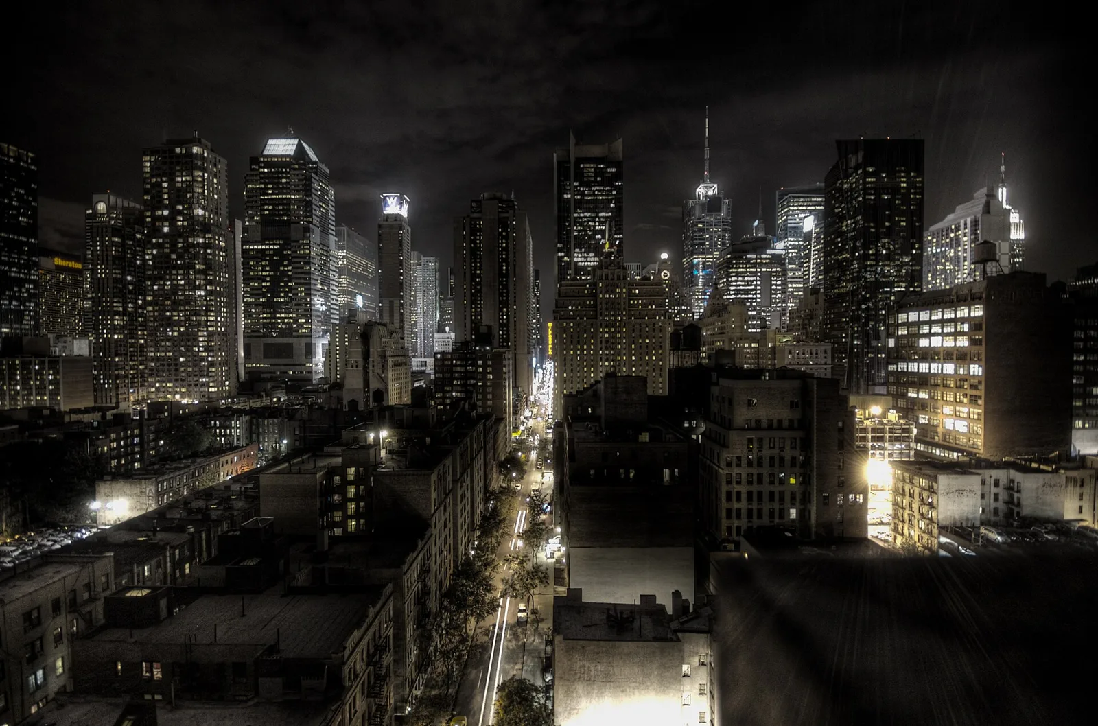 New York City skyline and recognizable city landmarks