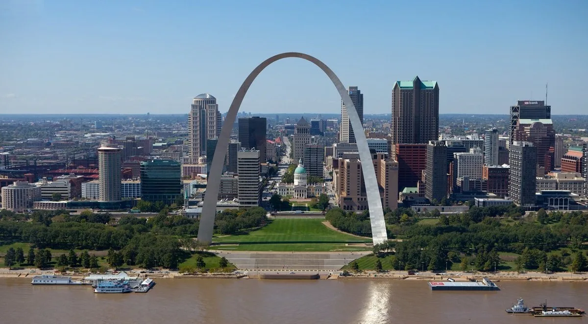 St. Louis skyline and recognizable city landmarks